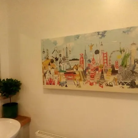 Flat 6 City Center Large Two Bed Flat