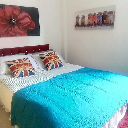 Flat 6 City Center Large Two Bed Flat Bristol