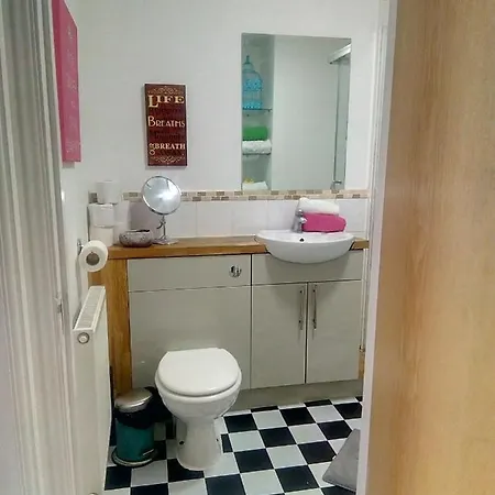 Lägenhet Flat 6 City Center Large Two Bed Flat *