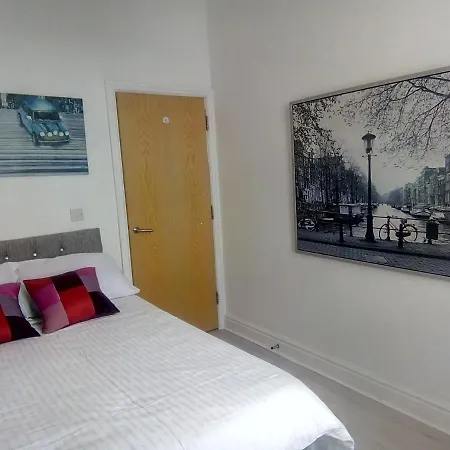 Flat 6 City Center Large Two Bed Flat Lägenhet