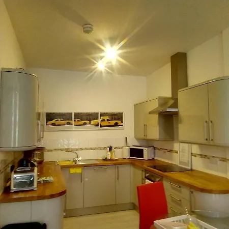 Flat 6 City Center Large Two Bed Flat Lägenhet *